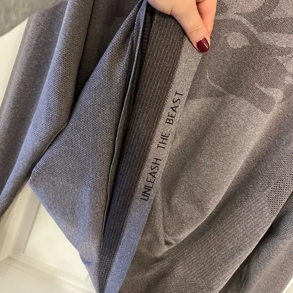 Lululemon Metal Vent Tech Long Sleeve - Picture 3 of 7